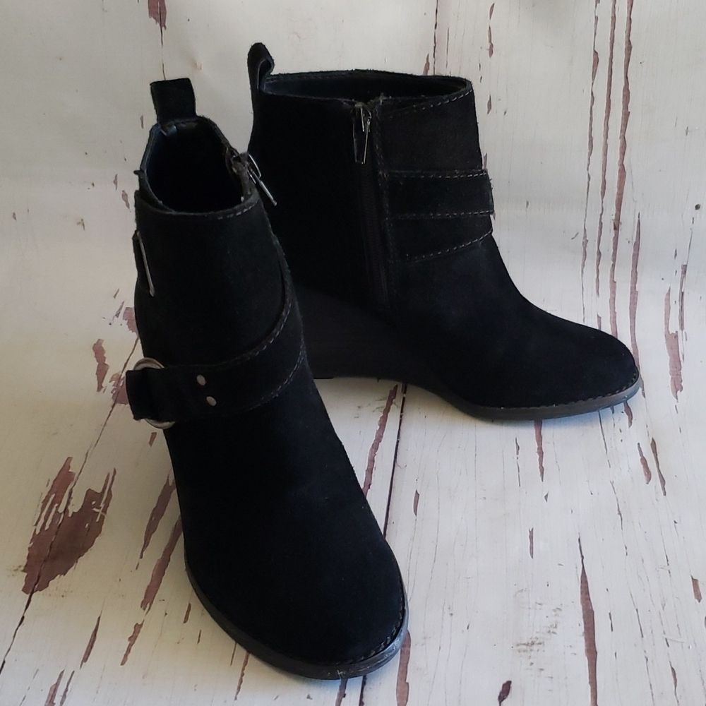 Lucky Brand 5 black suede wedges heels ankle boots